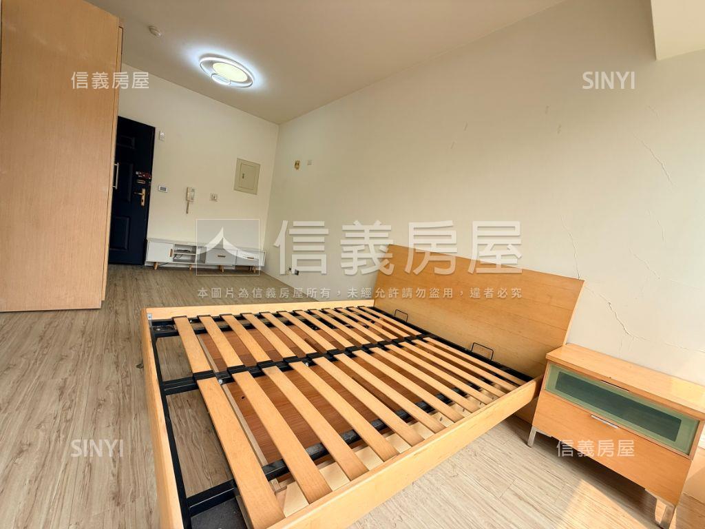 蝶飛鳳舞綠景景觀房屋室內格局與周邊環境