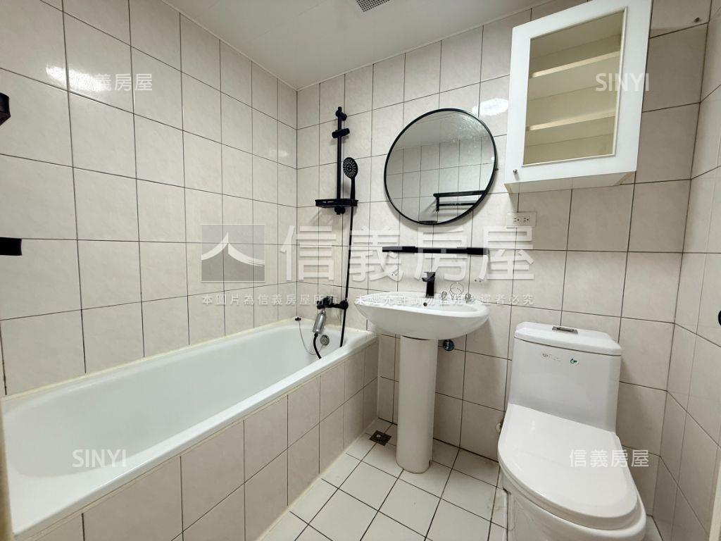 蝶飛鳳舞綠景景觀房屋室內格局與周邊環境