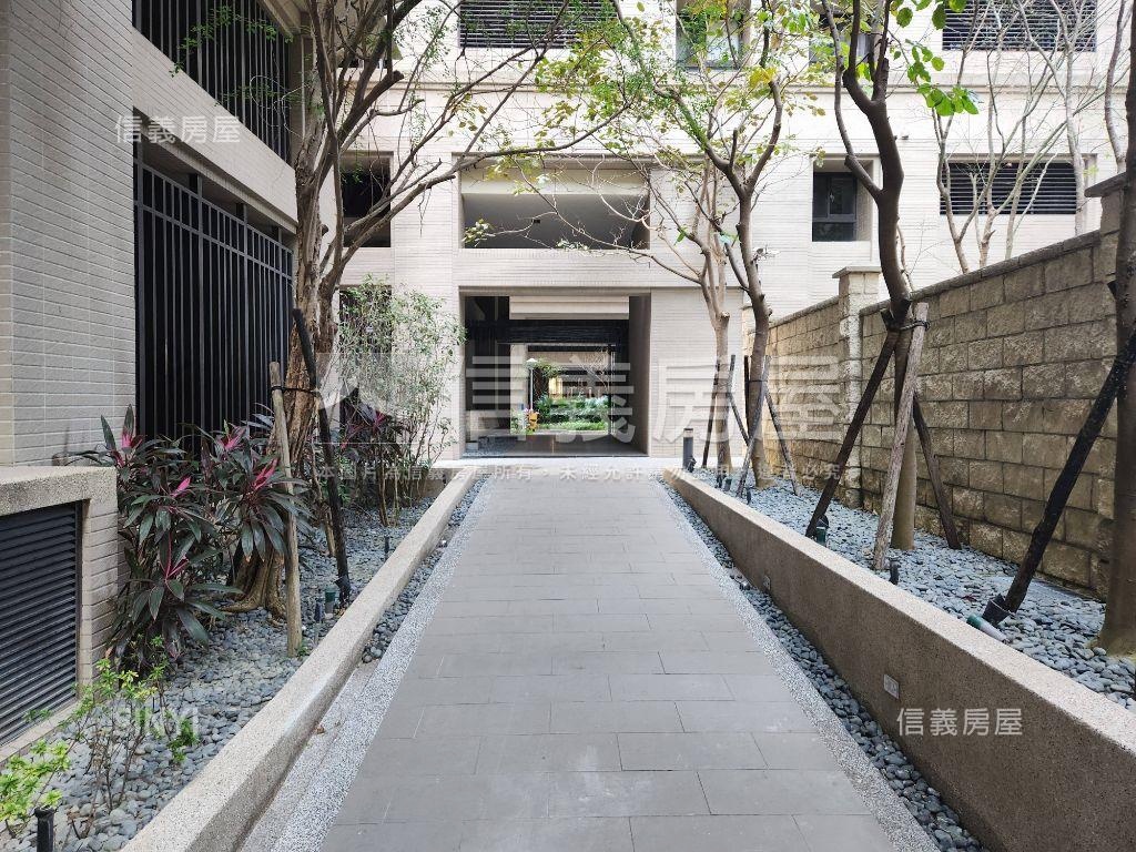 專任！晴光花園次頂樓三房房屋室內格局與周邊環境