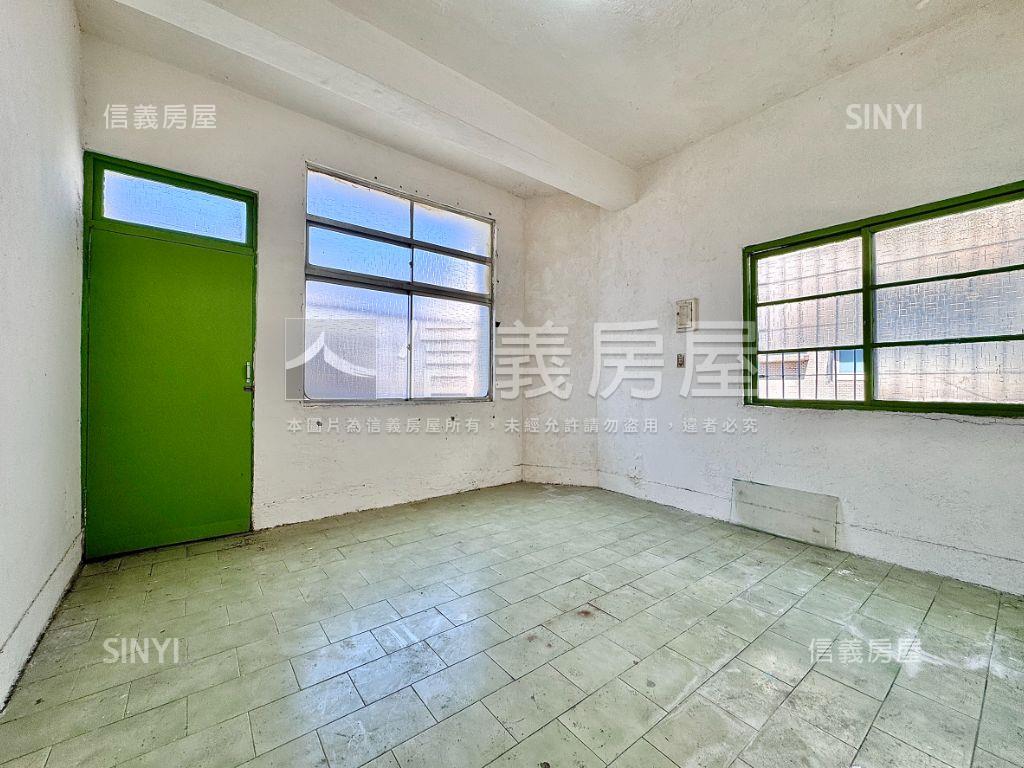 近車站邊間朝南巷透房屋室內格局與周邊環境