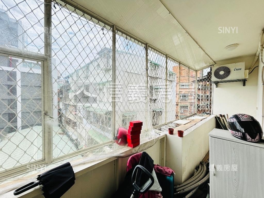 低總溫馨帝王樓層美寓房屋室內格局與周邊環境