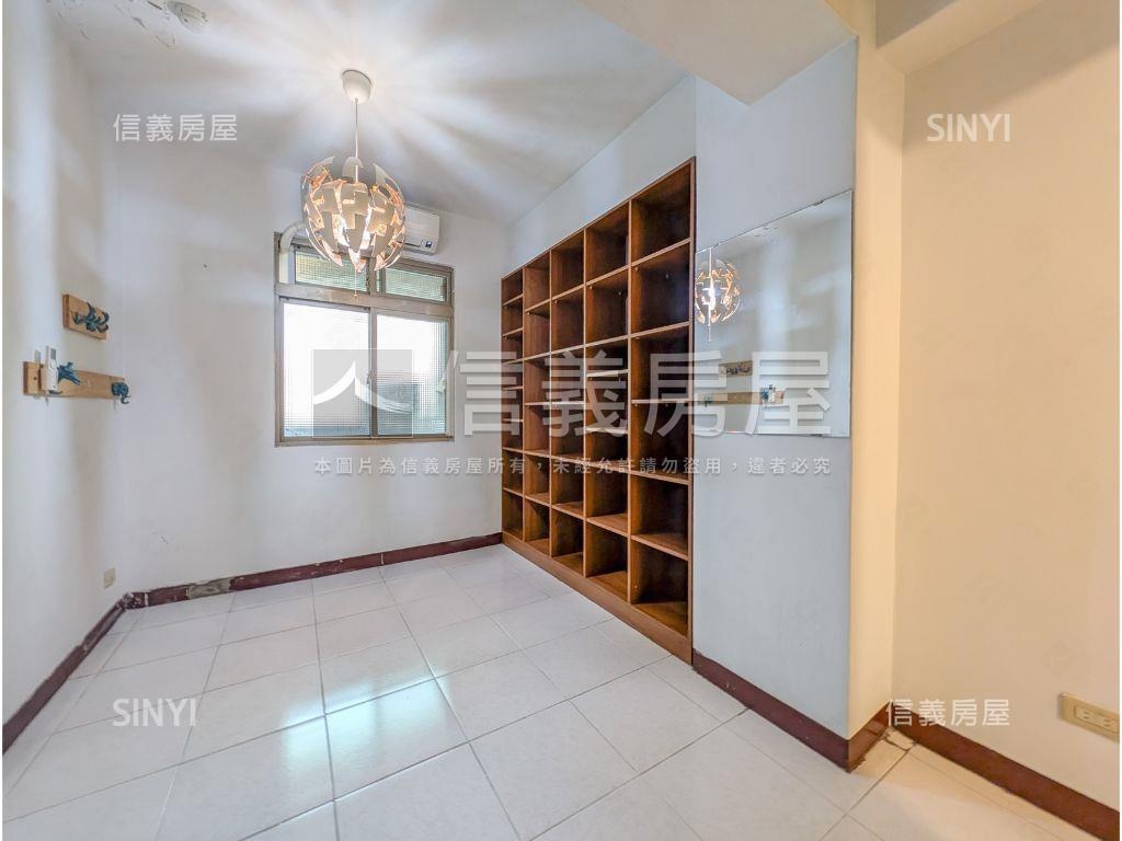 面學校綠地昌明華廈房屋室內格局與周邊環境