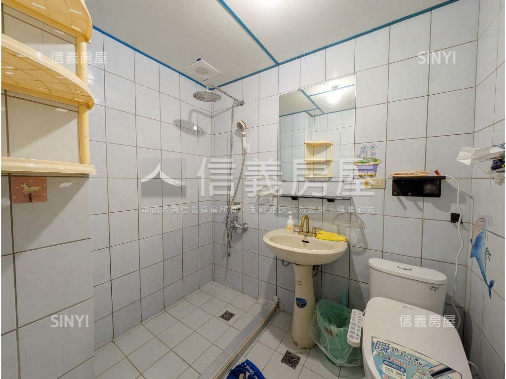 面學校綠地昌明華廈房屋室內格局與周邊環境