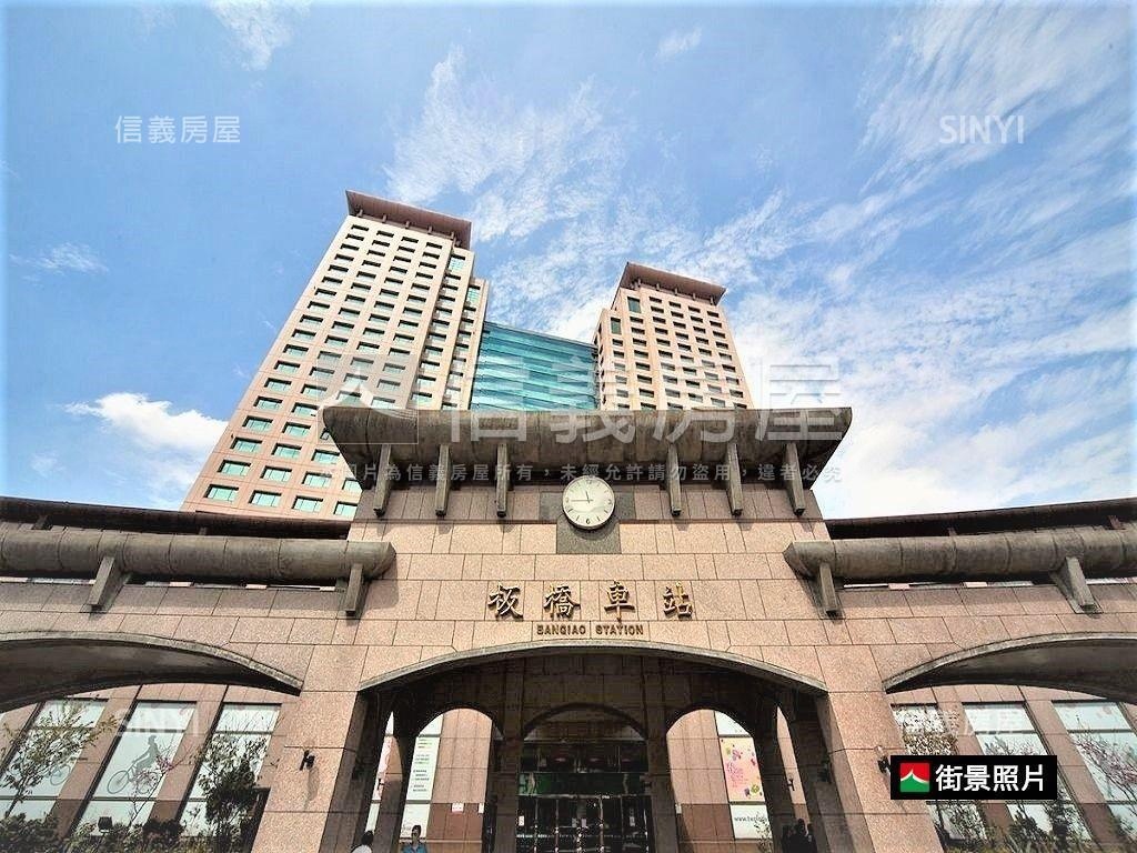 特區四房雙車位★海山學區房屋室內格局與周邊環境