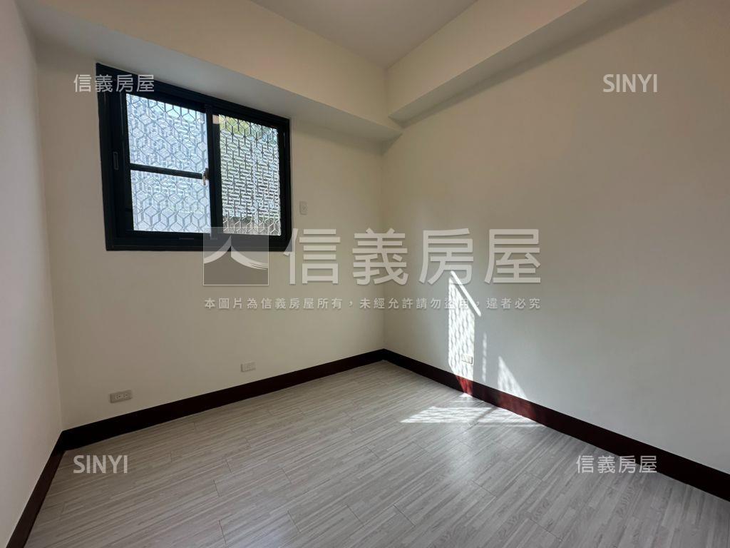 善化成功新村三房平車房屋室內格局與周邊環境