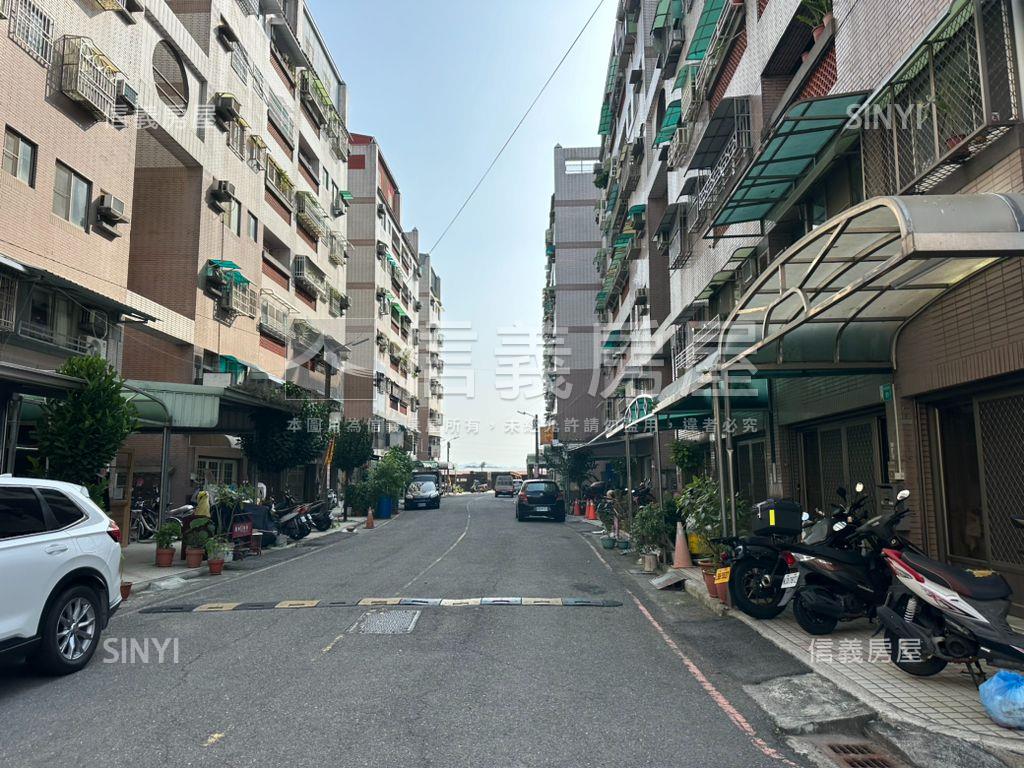 善化成功新村三房平車房屋室內格局與周邊環境