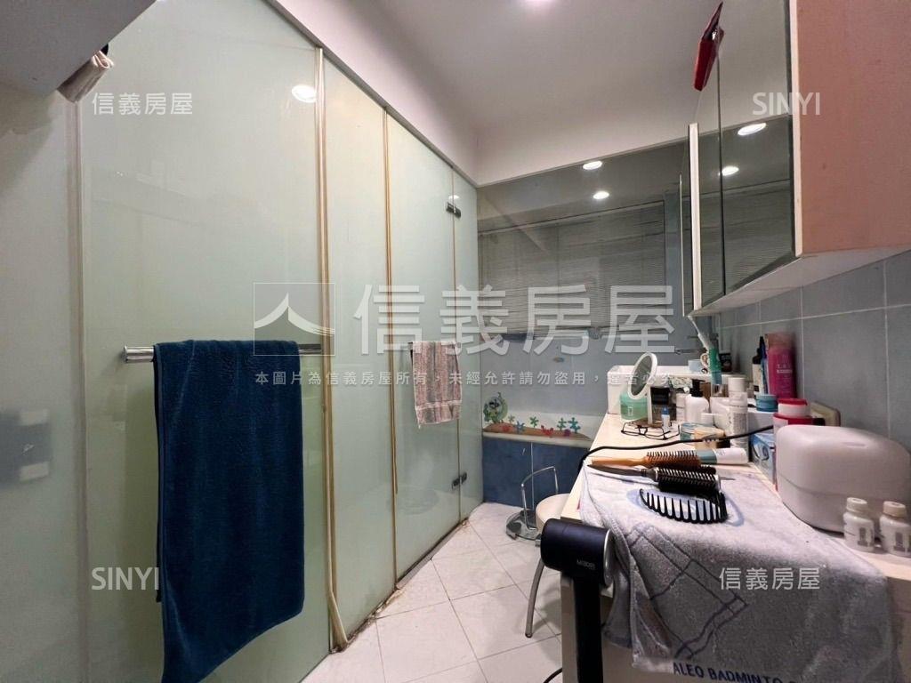 ＜美麗華＞景觀電梯４房房屋室內格局與周邊環境