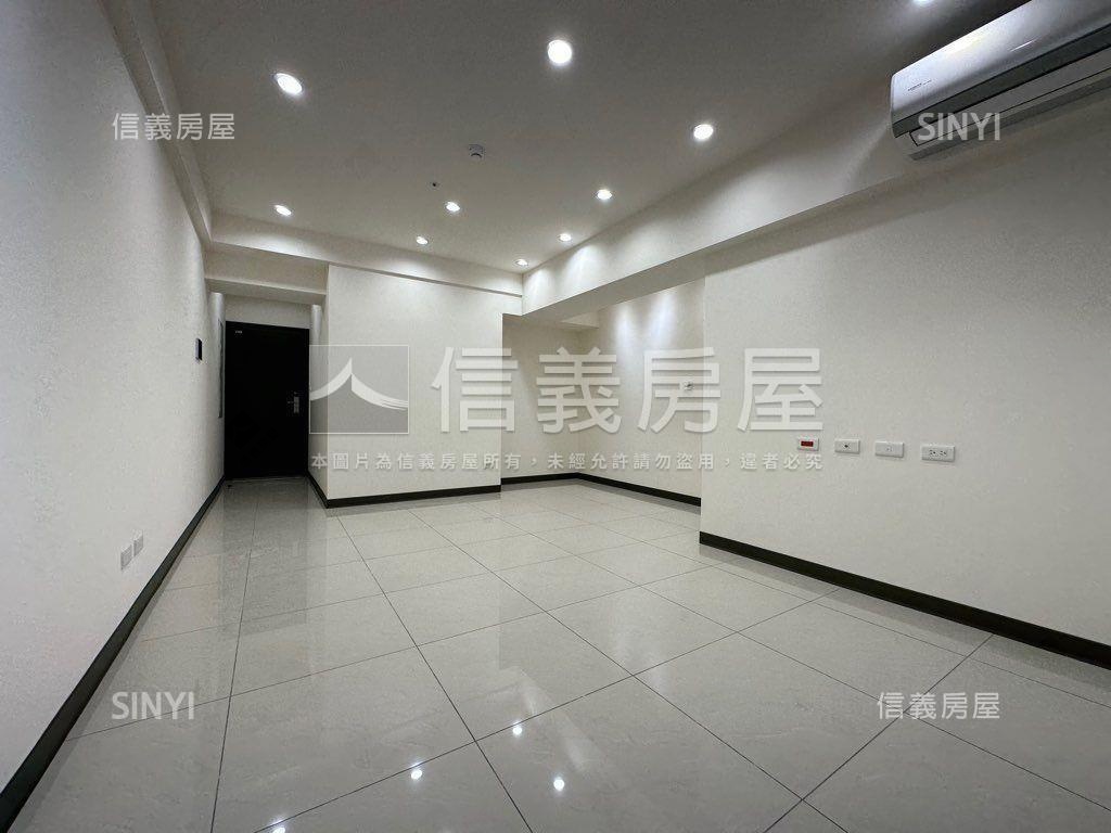 ★專任★太陽帝國三房車位房屋室內格局與周邊環境
