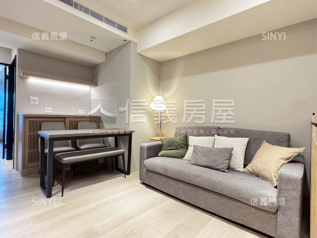 天際２房｜美河景一窗盡覽房屋室內格局與周邊環境