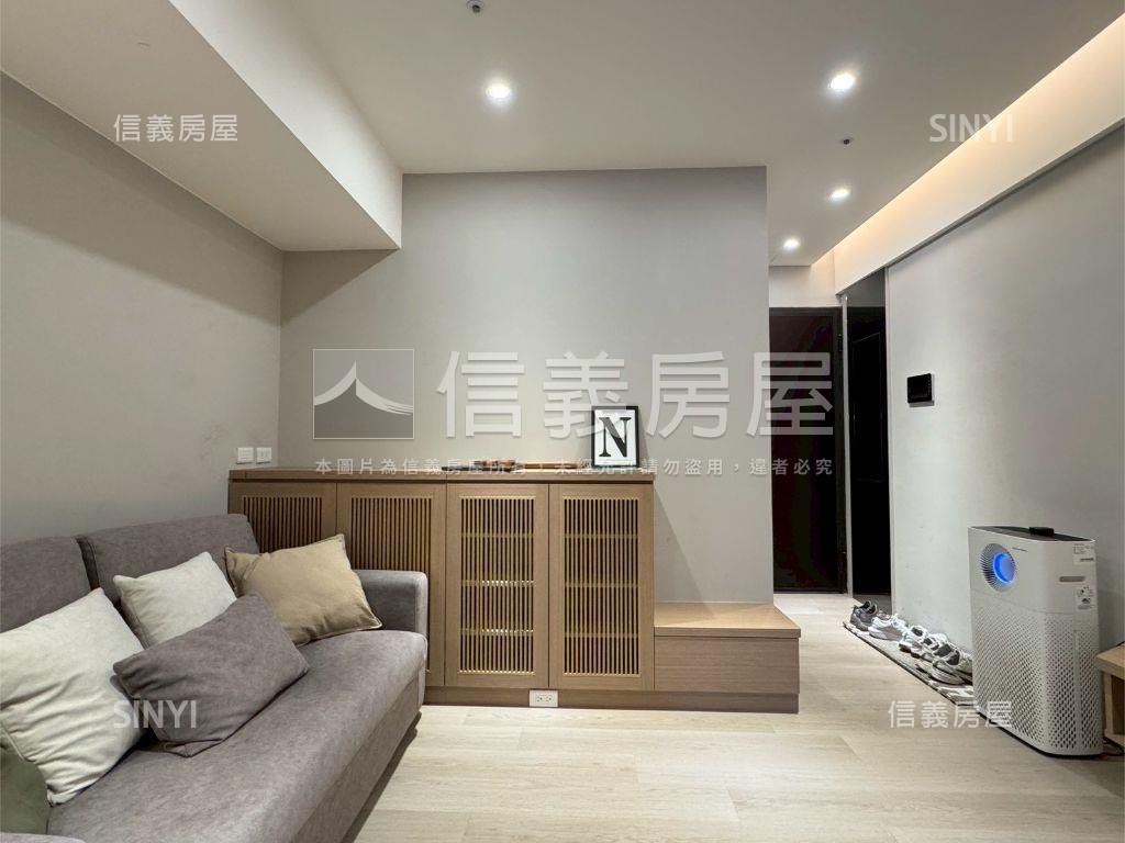 天際２房｜美河景一窗盡覽房屋室內格局與周邊環境
