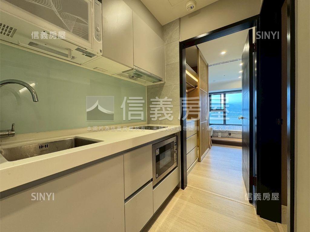 天際２房｜美河景一窗盡覽房屋室內格局與周邊環境