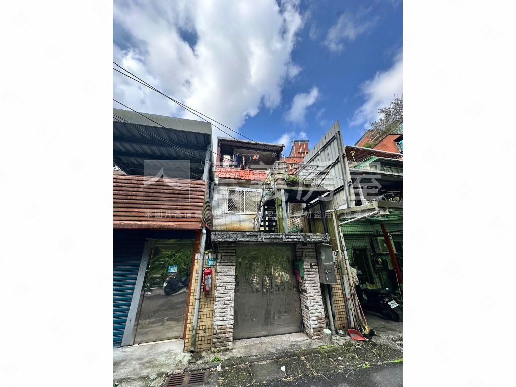 置產收租低總價透天房屋室內格局與周邊環境