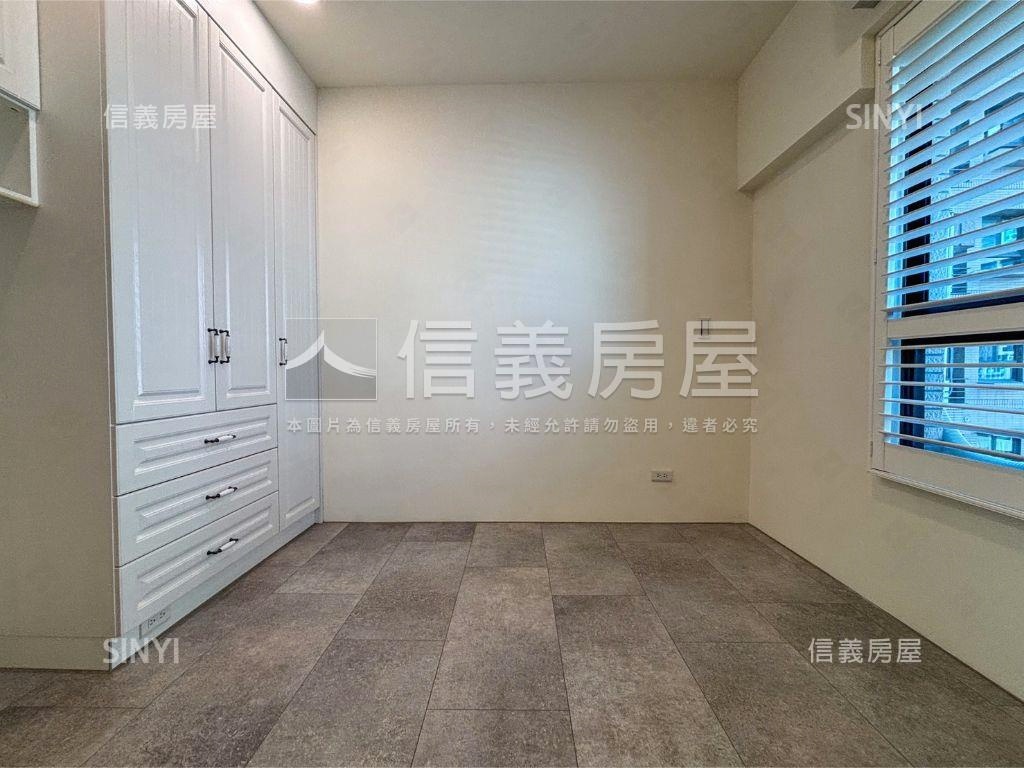 信義專任陽光藝花園美２房房屋室內格局與周邊環境