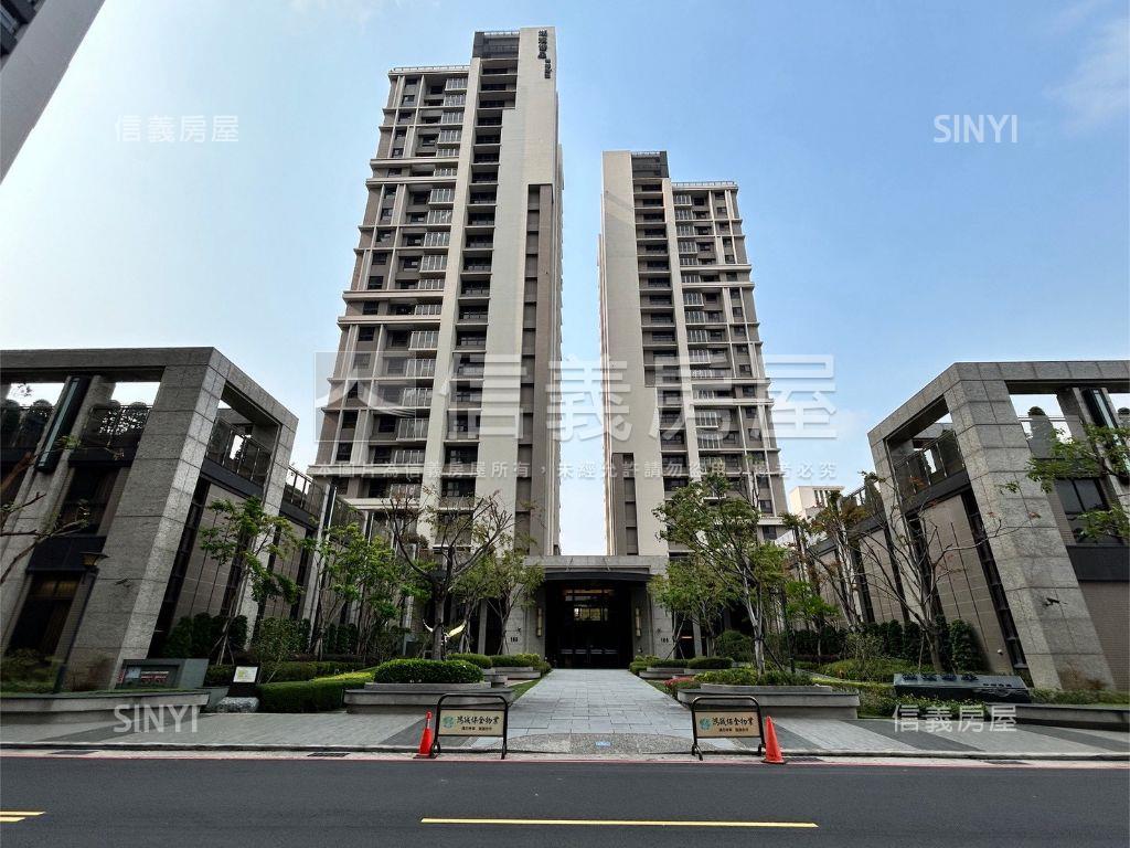 東區湖濱雙星三房平車房屋室內格局與周邊環境