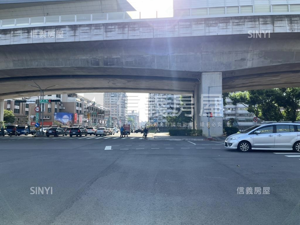 近太原車站２０間房透天房屋室內格局與周邊環境