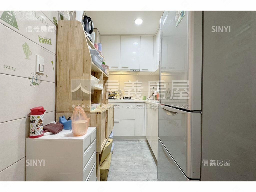 稀少公寓三樓屋況佳房屋室內格局與周邊環境