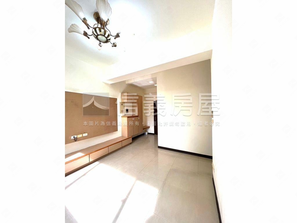 ★愛在歐洲★首選兩房車位房屋室內格局與周邊環境