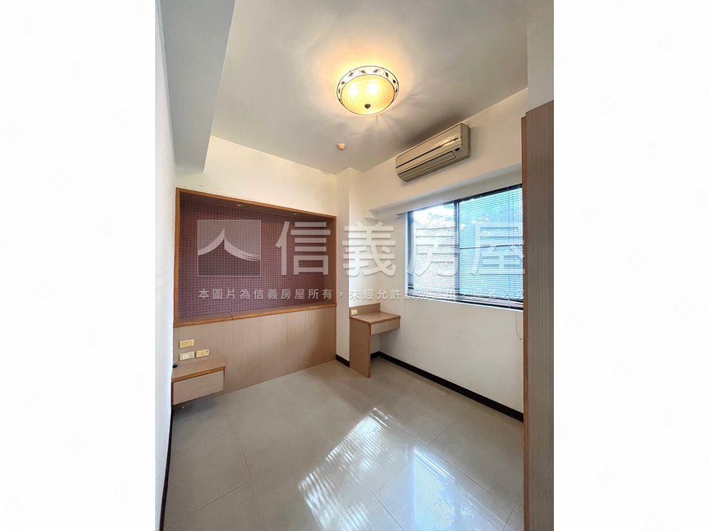 ★愛在歐洲★首選兩房車位房屋室內格局與周邊環境