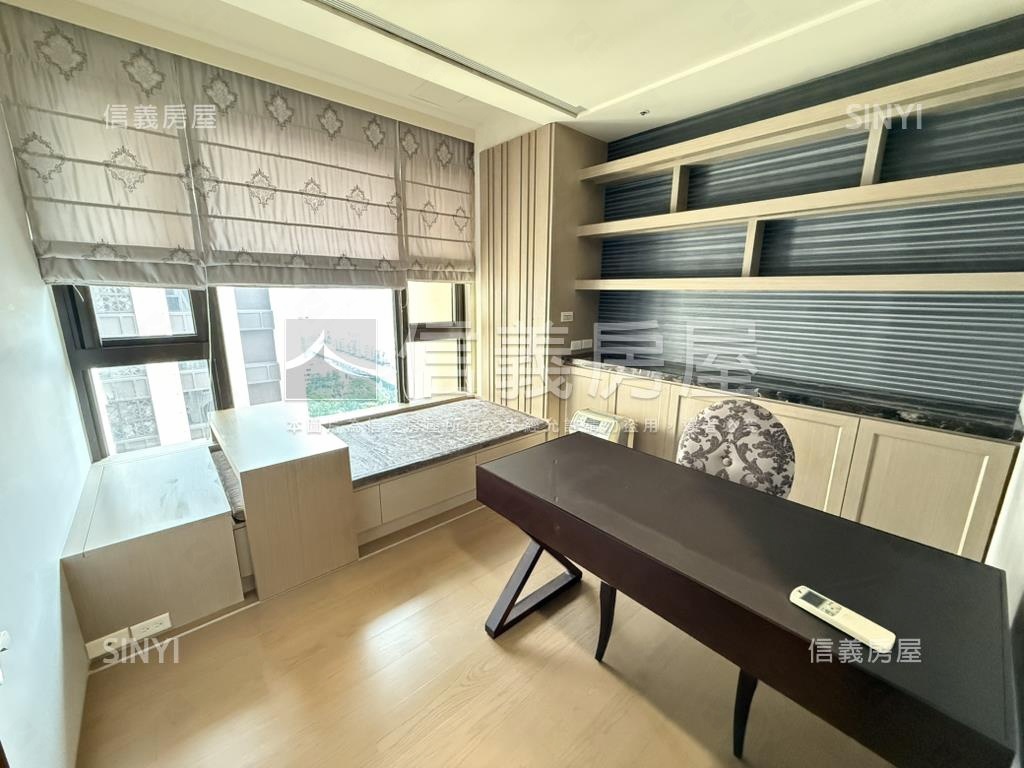 京城圓頂高樓景觀平車房屋室內格局與周邊環境