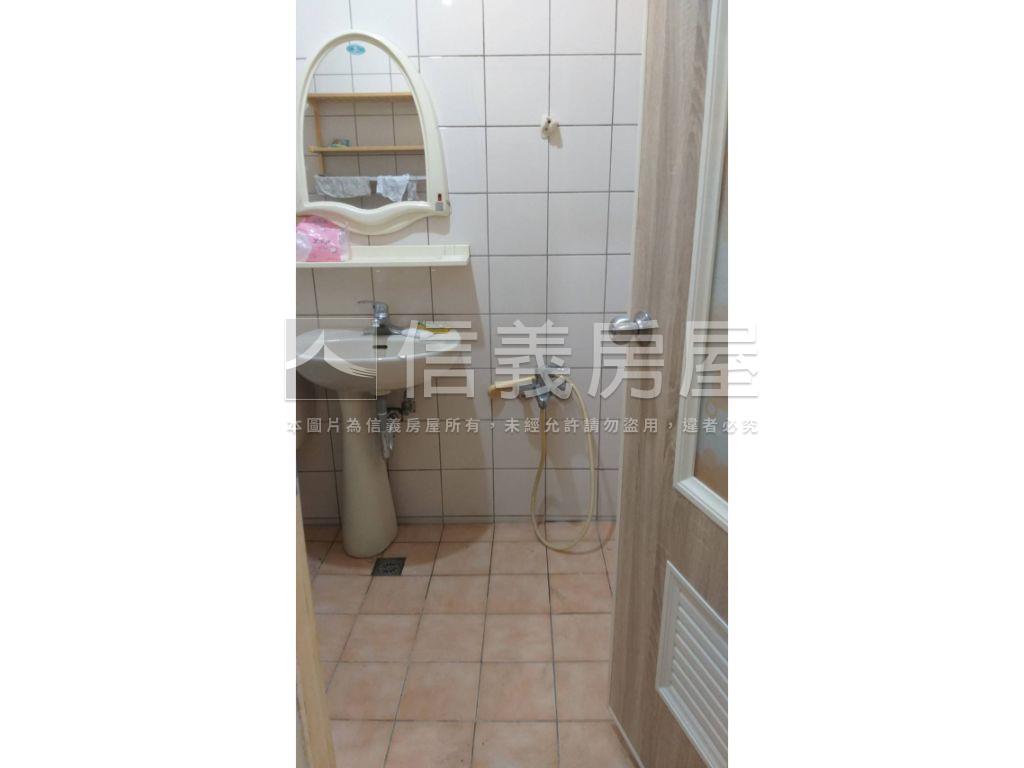 信義路優質透天房屋室內格局與周邊環境