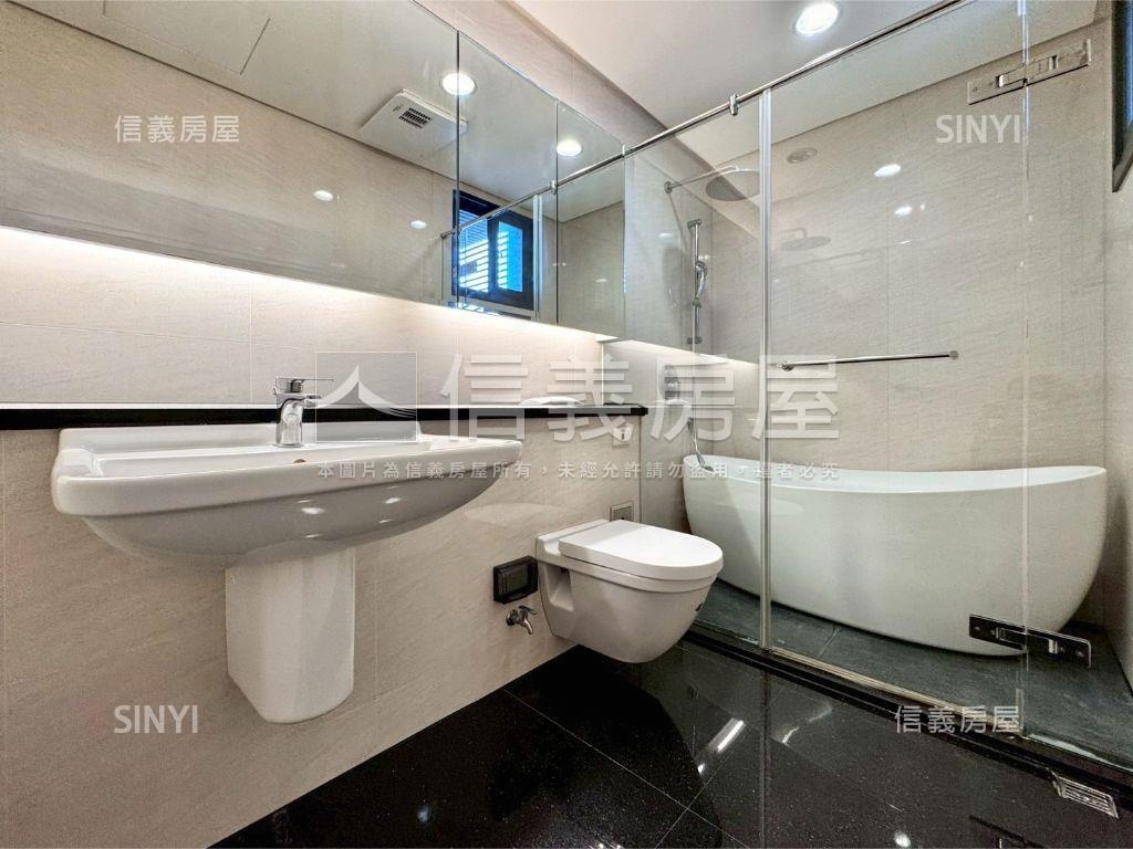 近漢神洲際大三房雙平車房屋室內格局與周邊環境