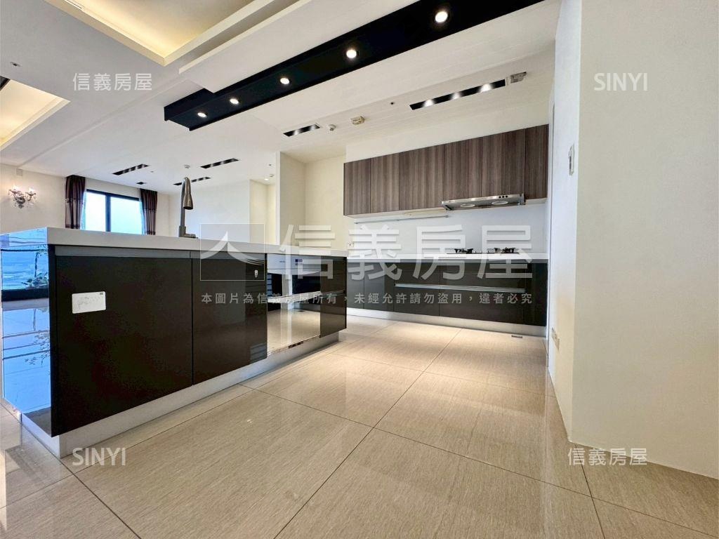 近漢神洲際大三房雙平車房屋室內格局與周邊環境