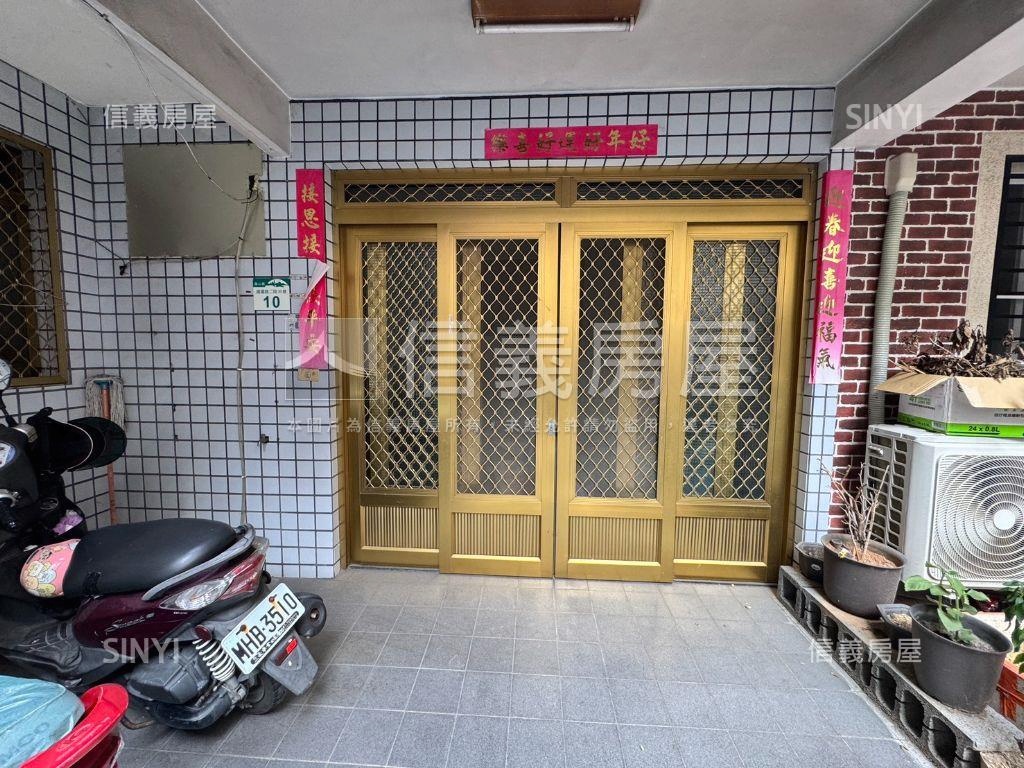 近文山特區便宜公寓一樓房屋室內格局與周邊環境