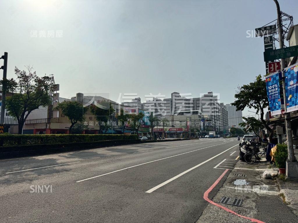 近文山特區便宜公寓一樓房屋室內格局與周邊環境