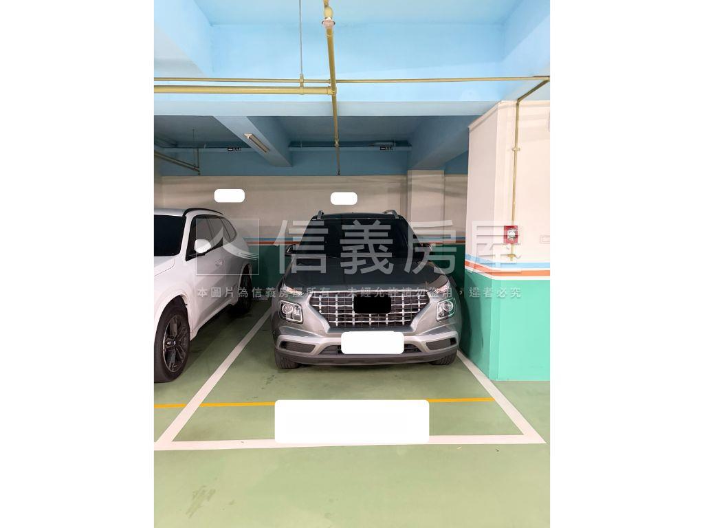 九揚華峰美裝潢兩房房屋室內格局與周邊環境