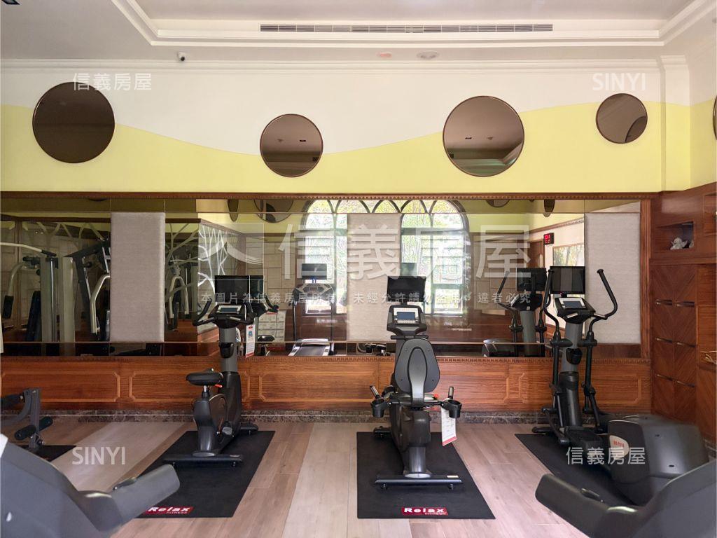 九揚華峰美裝潢兩房房屋室內格局與周邊環境