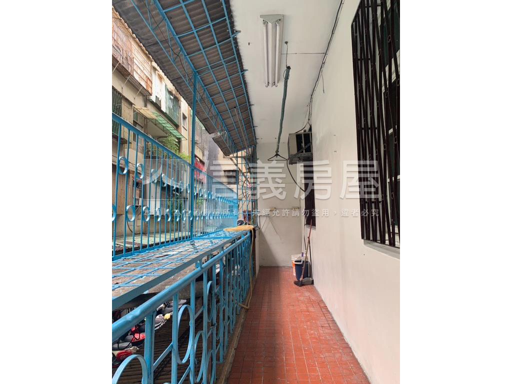 景新免爬高２樓房屋室內格局與周邊環境