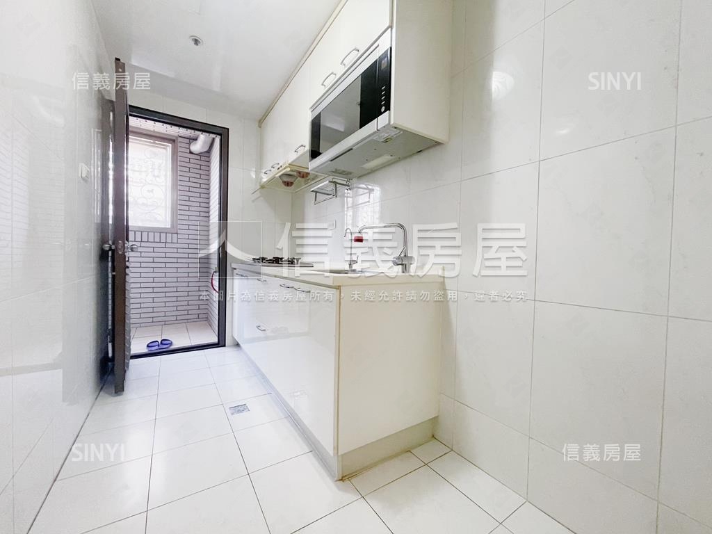 樂活郡三房雅築＊飛閣流丹房屋室內格局與周邊環境