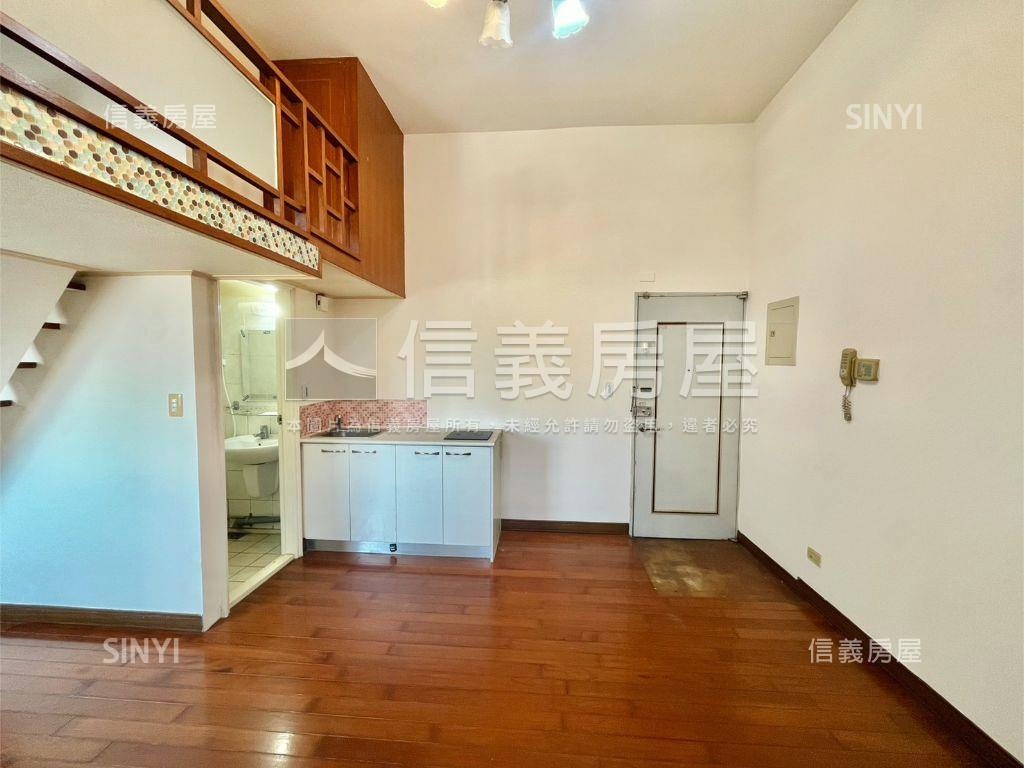 桂冠歐洲陽台套房房屋室內格局與周邊環境