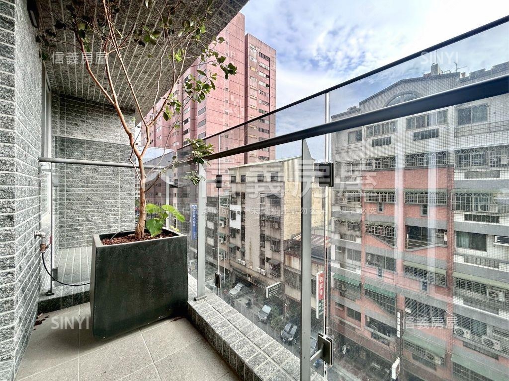 專任－南悅豐映朝南邊間戶房屋室內格局與周邊環境