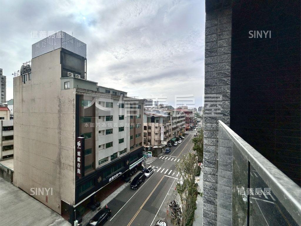 專任－南悅豐映朝南邊間戶房屋室內格局與周邊環境