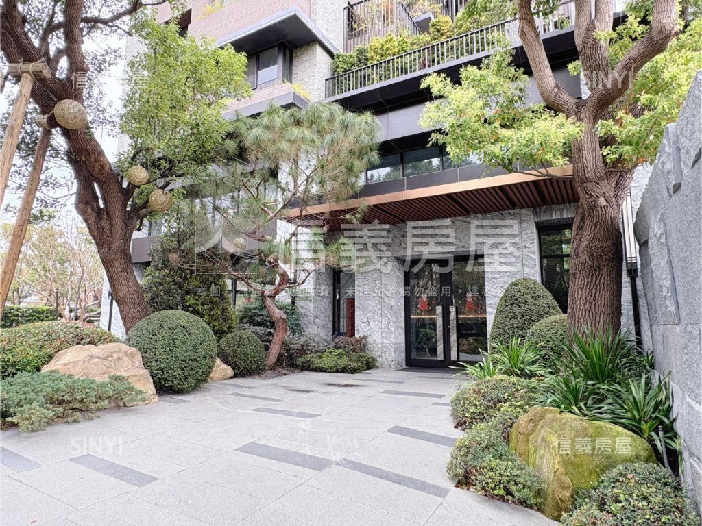 元城上階綠，三房大車位房屋室內格局與周邊環境