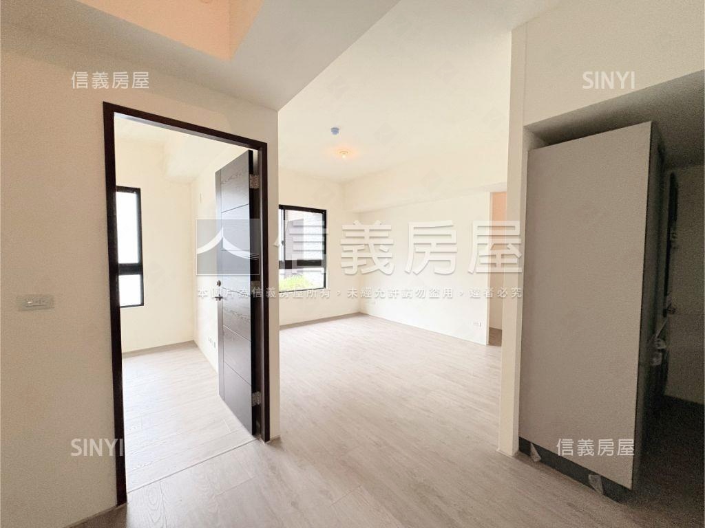 元城上階綠，三房大車位房屋室內格局與周邊環境