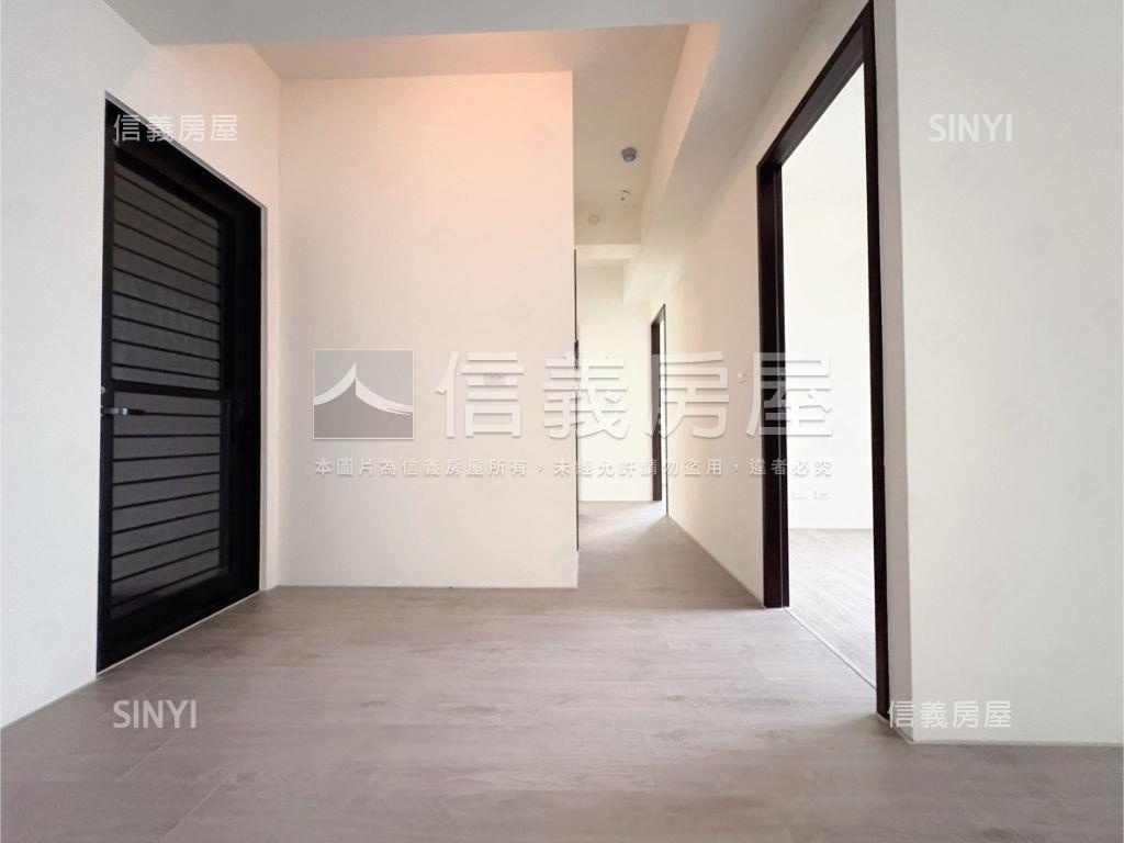 元城上階綠，三房大車位房屋室內格局與周邊環境