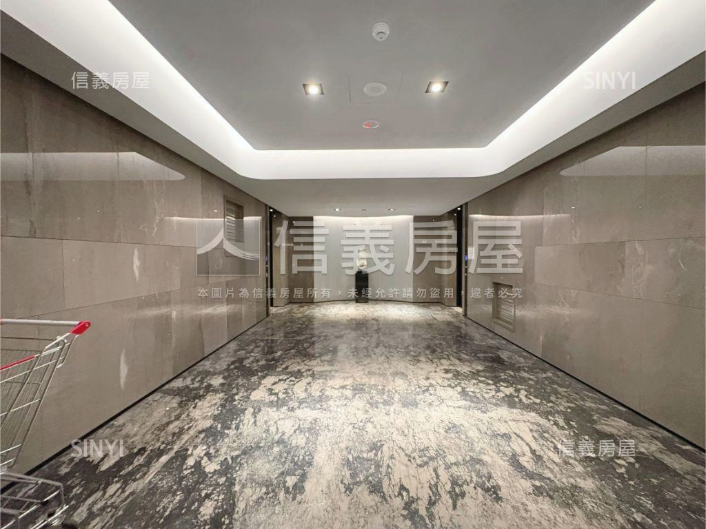 元城上階綠，三房大車位房屋室內格局與周邊環境