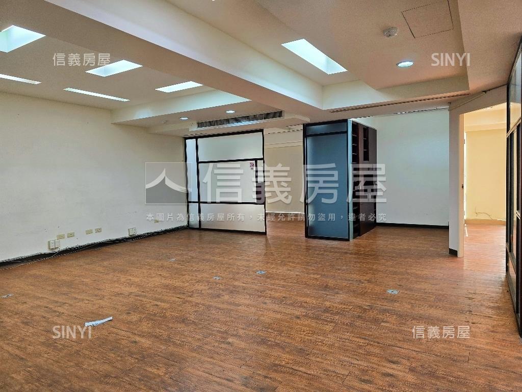 環球財星邊間辦公房屋室內格局與周邊環境