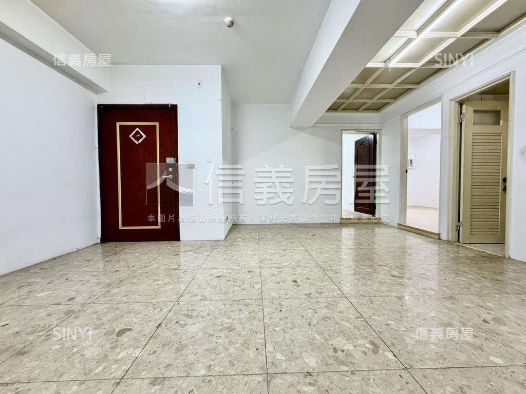 帥！崇德巴黎三房四車戶房屋室內格局與周邊環境