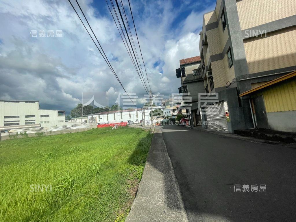 大社臨路大面寬大坪數２房屋室內格局與周邊環境