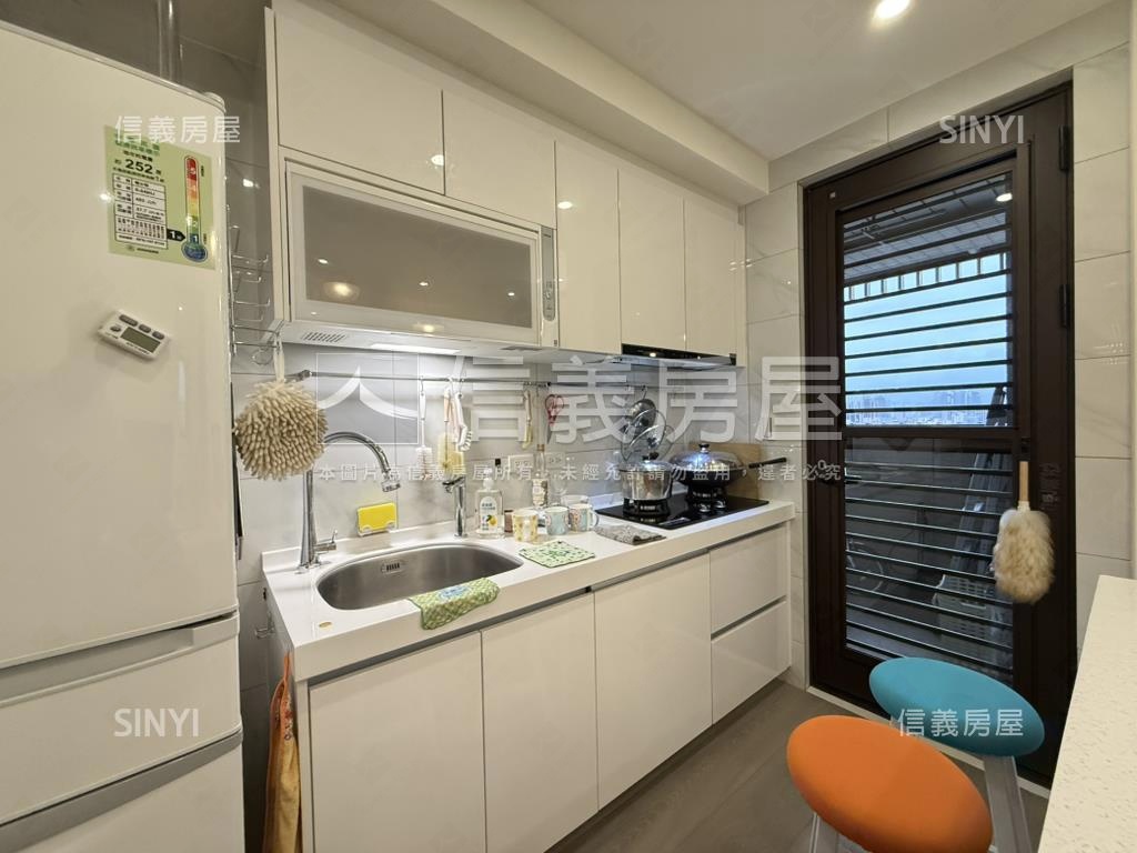 ［新］昌平副都心三房車位房屋室內格局與周邊環境