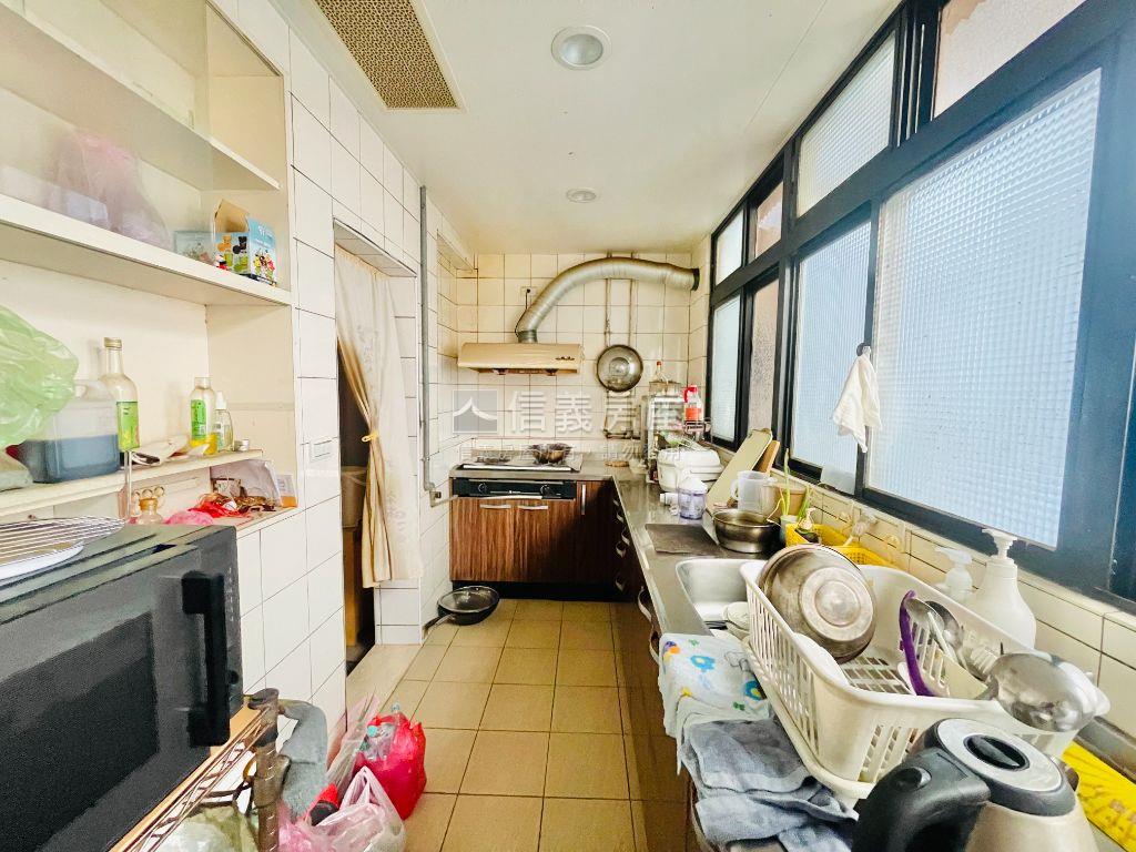 景安・晴空海｜遠眺１０１房屋室內格局與周邊環境