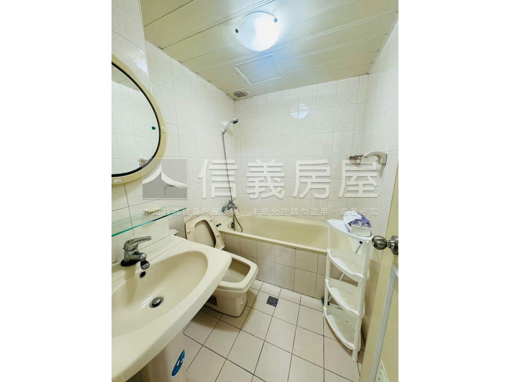 稀有觀湖邊間大空間房屋室內格局與周邊環境