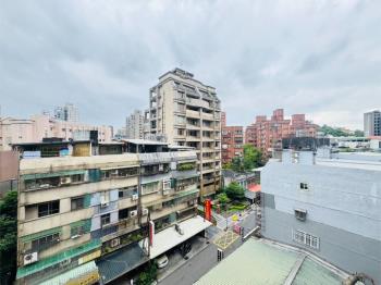 稀有觀湖邊間大空間