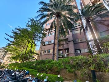 頂溪捷運３房平面車位