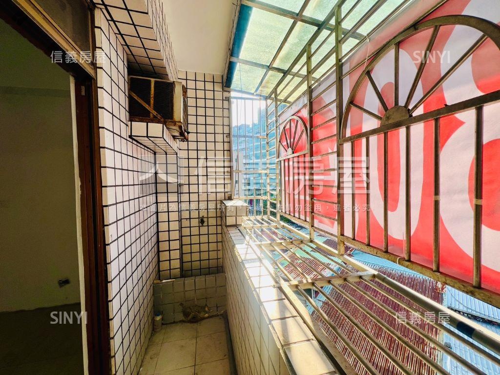 ✿哇！景美捷運電梯三房✿房屋室內格局與周邊環境