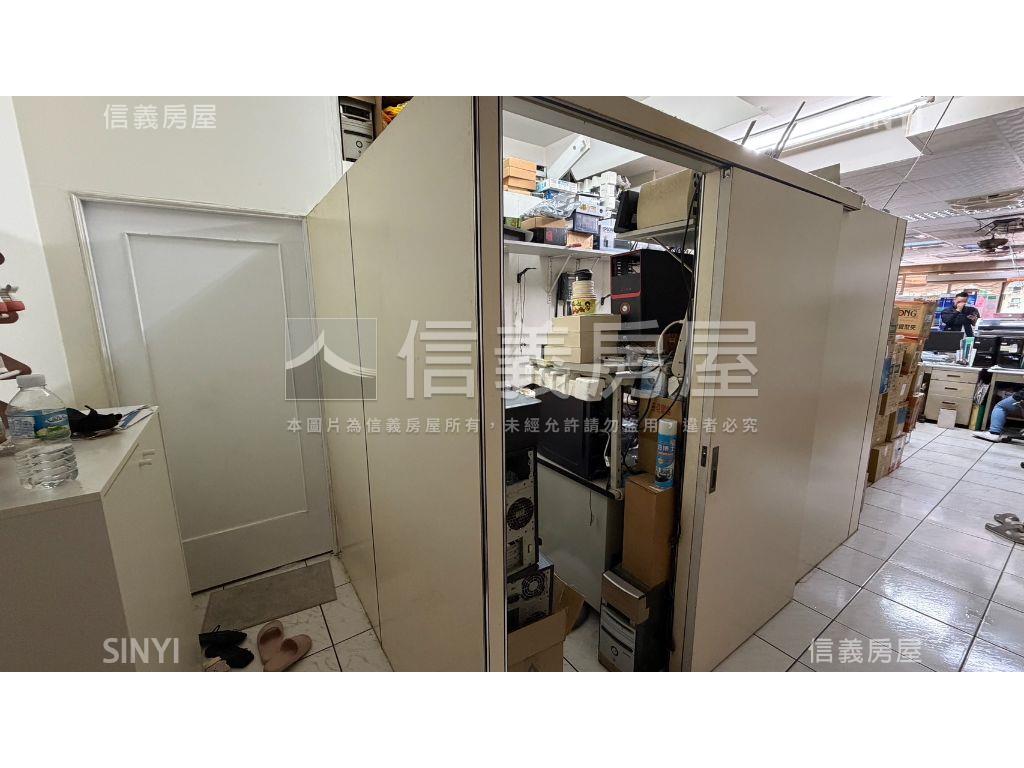 區公所文武百業店辦房屋室內格局與周邊環境