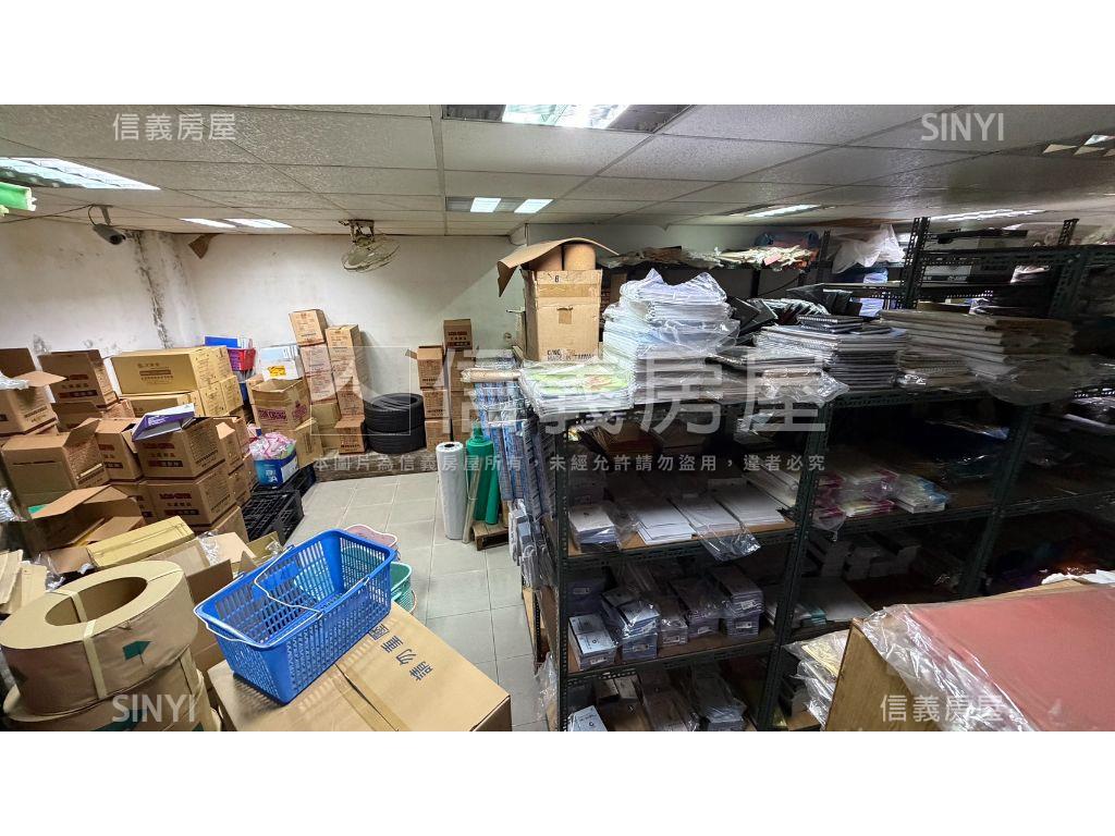 區公所文武百業店辦房屋室內格局與周邊環境